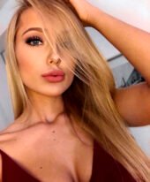 Elena, 22