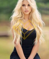 Molly, 22