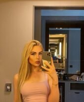 Lina, 22