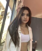 Pamela, 25