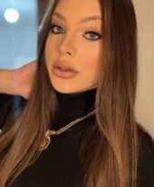 Lora, 23